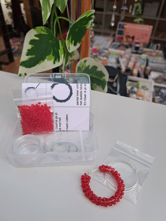 DIY oorbellen helder rood 5ID59