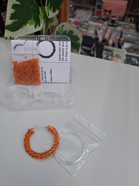 DIY oorbellen oranje 5ID104